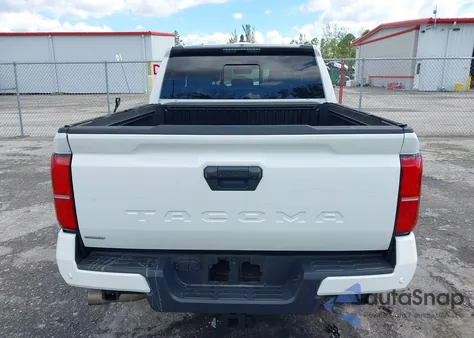 2024 Toyota Tacoma Sr5 2Wd z USA, uszkodzony, nr VIN 3TYKB5FN4RT001038